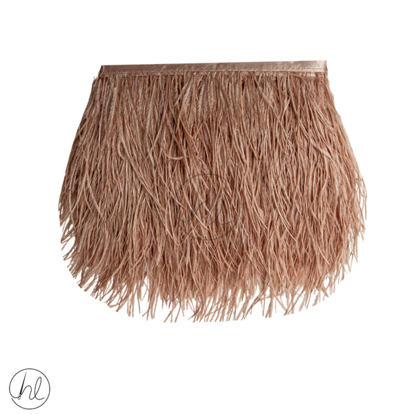 Ostrich Feathers   (20cm)  (D/Beige)