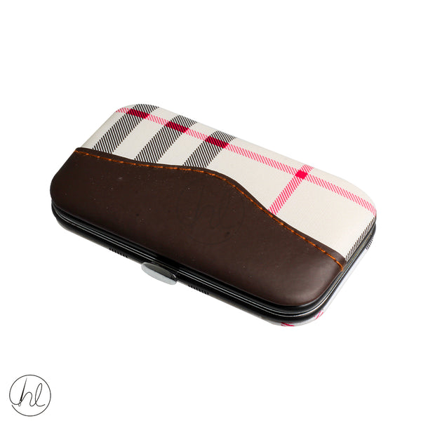 MANICURE SET (547) (PLAID PRINT)