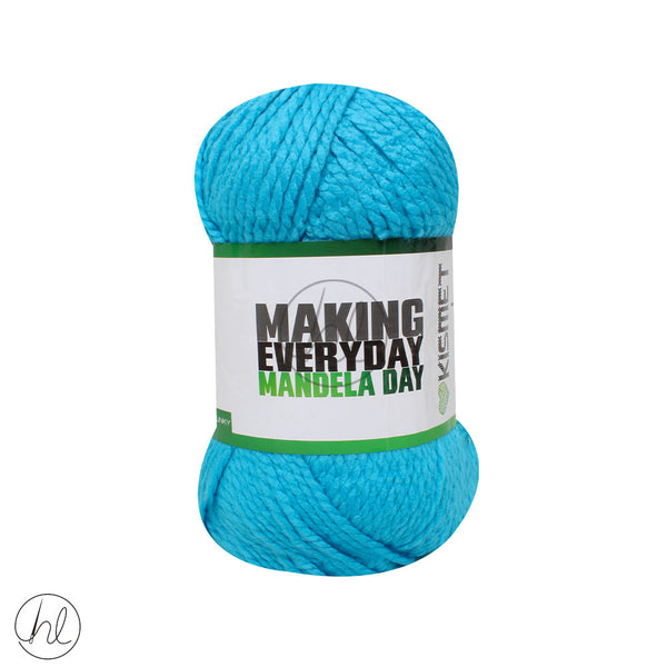 67 BLANKETS SOLID CHUNKY 300G (TURQUOISE) 25